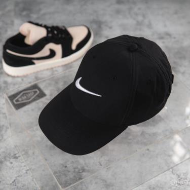 Hàng Chính Hãng Nón Nike Black/White Logo V2 ** 2021 hang-chinh-hang-non-nike-black-white-logo-v2-2021