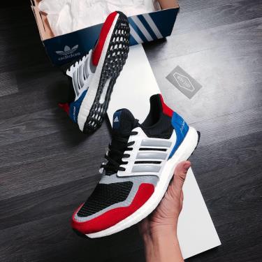 Ultra boost s&l black hotsell red blue