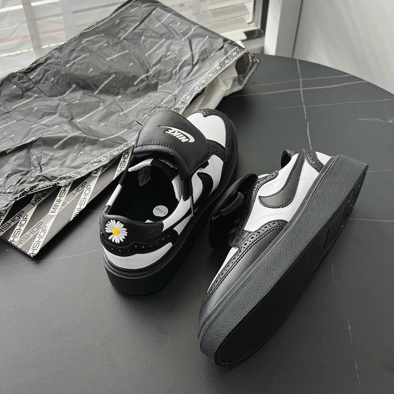 PEACEMINUSONE Nike Kwondo 1 Black and White 24cm DH2482-101-
