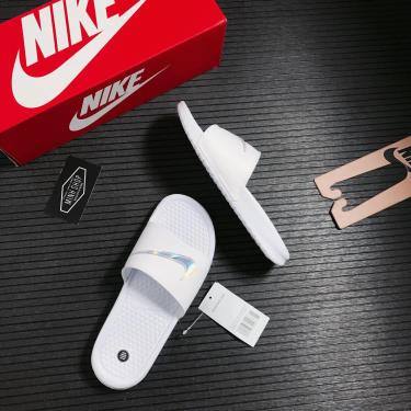 Hàng Chính Hãng Dép Nike Benassi JDI White/Hologram 2021**