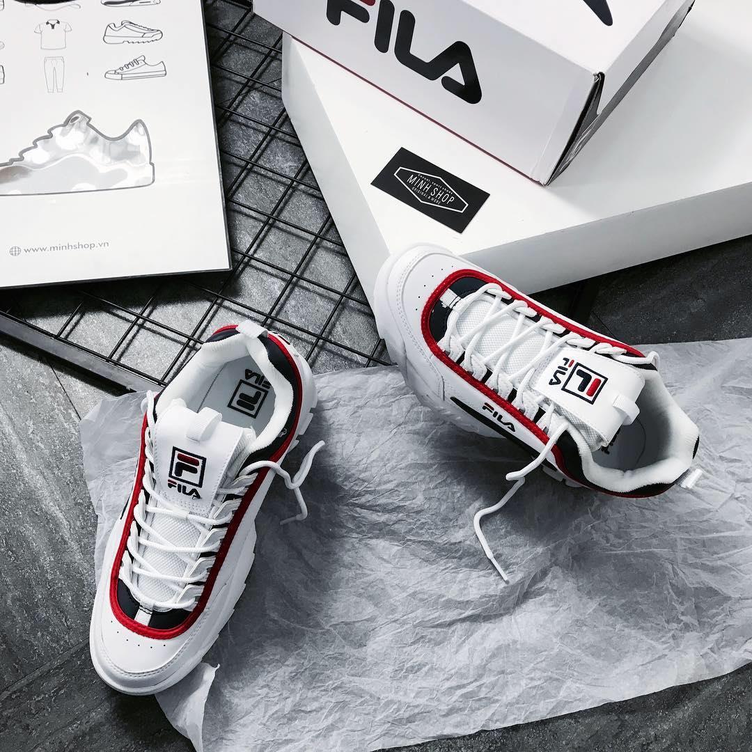 Fila disruptor white red on sale navy