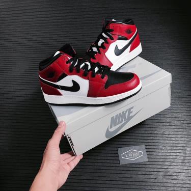 Giày Nike Jordan 1 Mid Chicago Black Toe GS V ** [554725 069]