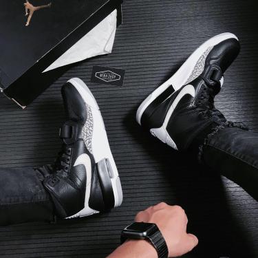 Hàng Chính Hãng Nike Jordan Legacy 312 Black White 2021*** [AV3922 001]