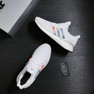 Giày Adidas Ultra Boost DNA White Multi [FV7014]
