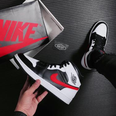 💲Best Seller💲 sale~30% 24G Giày Nike Jordan 1 Mid  Black Chile Red White [O] ** [554724 075]
