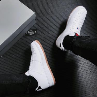Giày Nikee NBA x Air Force 1 '07 LV8 'White Bright Crimson' [CT2298 101]