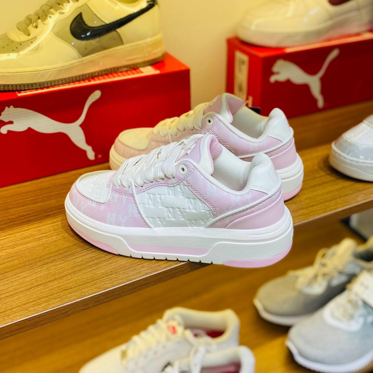 Giày thể thao, Balo thể thao, Nón thể thao, Thương hiệu giày nổi tiếng, Giày Adidas, Giày Nike, Balo Nike, Balo Adidas, Nón Nike, Nón Adidas