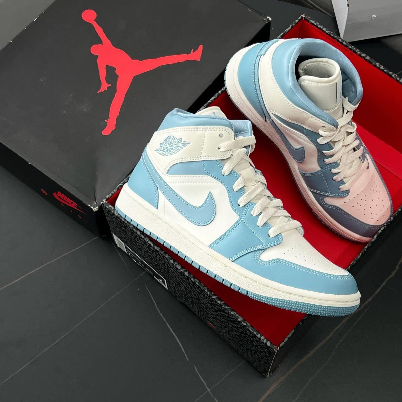 Minhshop.vn - Giày Nike Air Jordan 1 Mid University Blue [BQ6472 141]