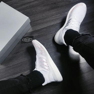 SALE 70% ~ Hàng Chính Hãng Adidas Ultra Boost 6.0 White Multi 2020**