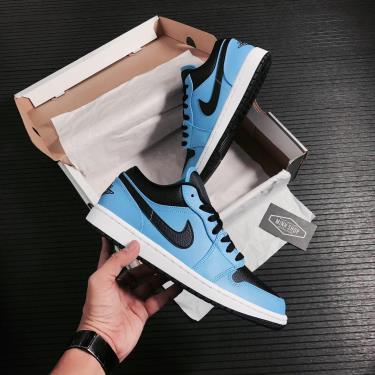 💲Highest Rated💲 Hàng Chính Hãng Nike Air Jordan 1 Low 'University Blue Black' 2021** 553558 403 💲Highest Rated💲 Hàng Chính Hãng Nike Air Jordan 1 Low 'University Blue Black' 2021** 553558 403