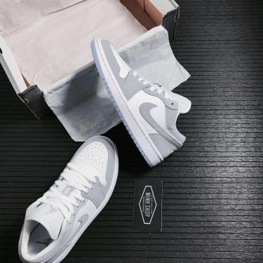 Hàng Chính Hãng Nike Air Jordan 1 Low White/Grey 2021** Hàng Chính Hãng Nike Air Jordan 1 Low White/Grey 2021**