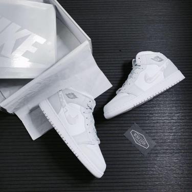 BEST DEAL Giày Nike Air Jordan 1 Mid  White Camo /Grey LOGO GS [DD3235 100] Y