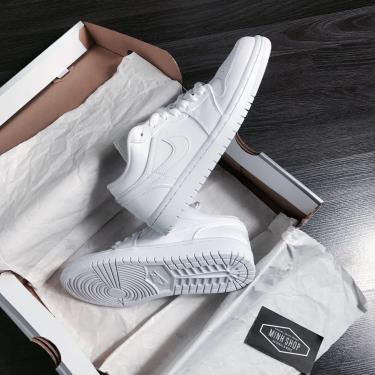 📤 HOT 📤 Hàng Chính Hãng Nike Air Jordan 1 Low 'Triple White' 2021** AO9944 111 📤 HOT 📤 Hàng Chính Hãng Nike Air Jordan 1 Low 'Triple White' 2021** AO9944 111