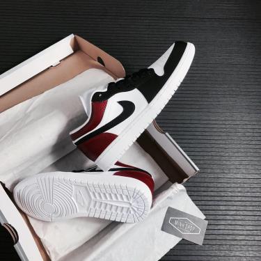 Hàng Chính Hãng Nike Air Jordan 1 Low White/Black/Red CUST 2020** V