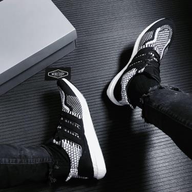Giày Adidas Ultra Boost DNA Oreo **  [FY9348]