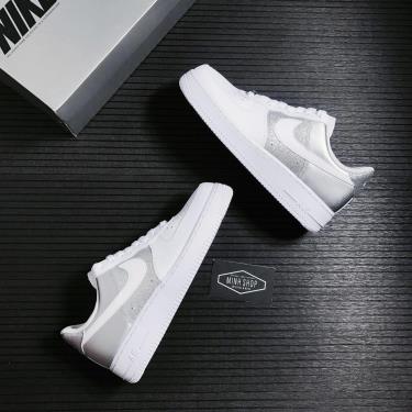 -1XXX Giày Nike Air Force 1 07 Low White Metallic Silver ** [DD6629 100]