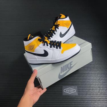-1000K  ❌ Giày Nike Air Jordan 1 Mid  Laser Orange [BQ6472 107]