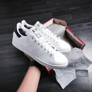 stan smith navy