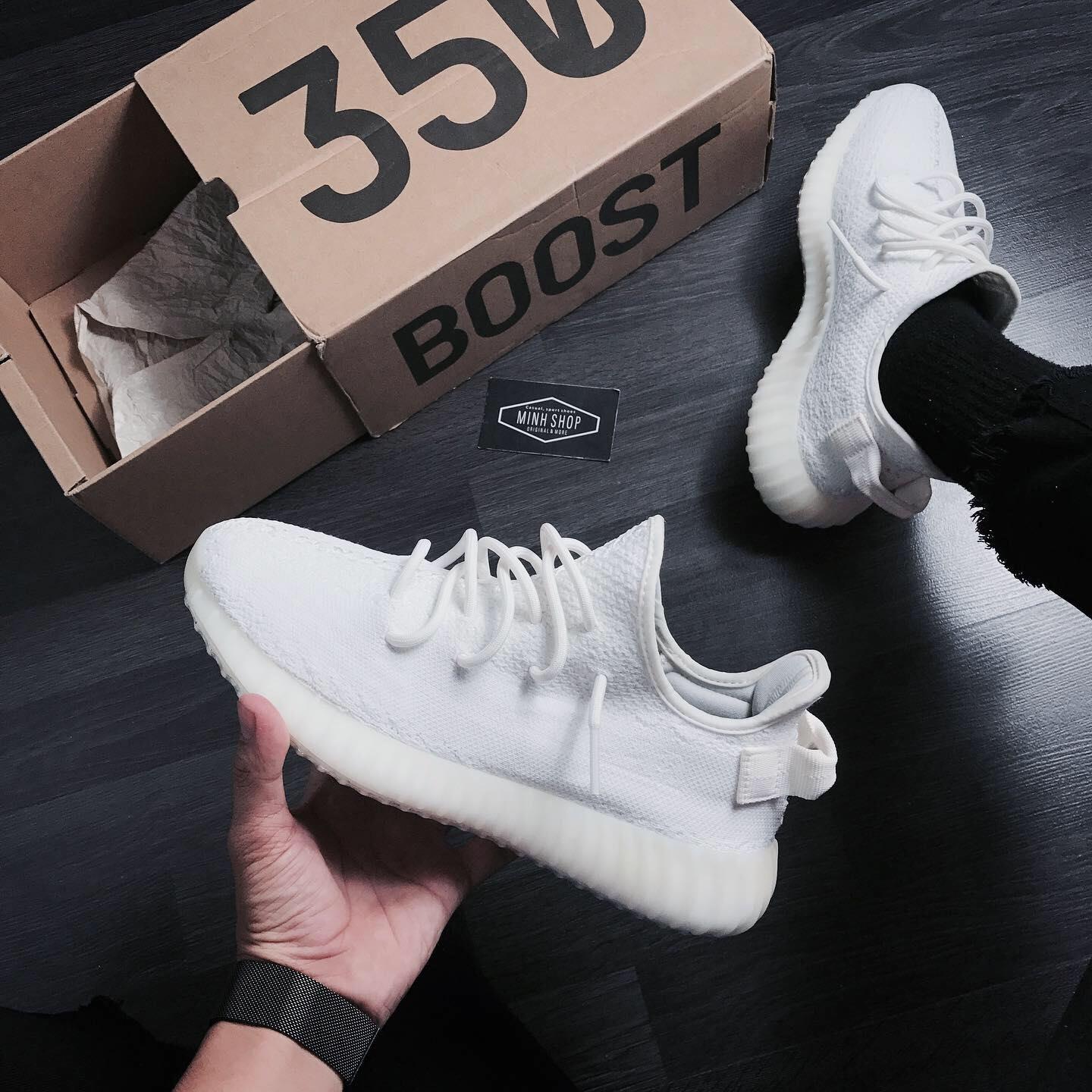 Giày adidas yeezy boost 2025 350 v2 triple white