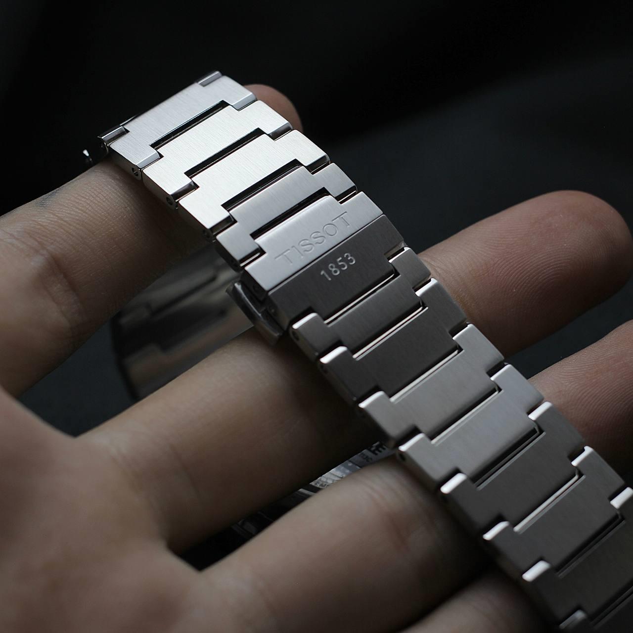 City Culture, hệ thống cửa hàng phân phối chuyên phân phối đồ thể thao, đồng hồ, nước hoa chính hãng, chính ngạch, xách tay từ US, UK, Korea, Japan.