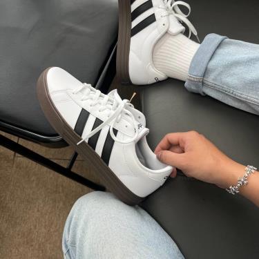 Adidas daily clearance 2.0 wide