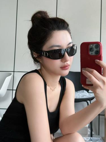 Kính Dior Sunglasses VERYDIOR S3I 10A0 ''Black'' - Image 1