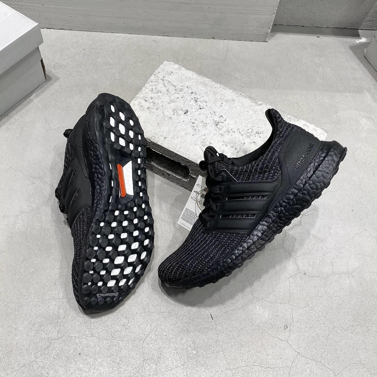 Ultra boost 4.0 2024 khác gì 3.0