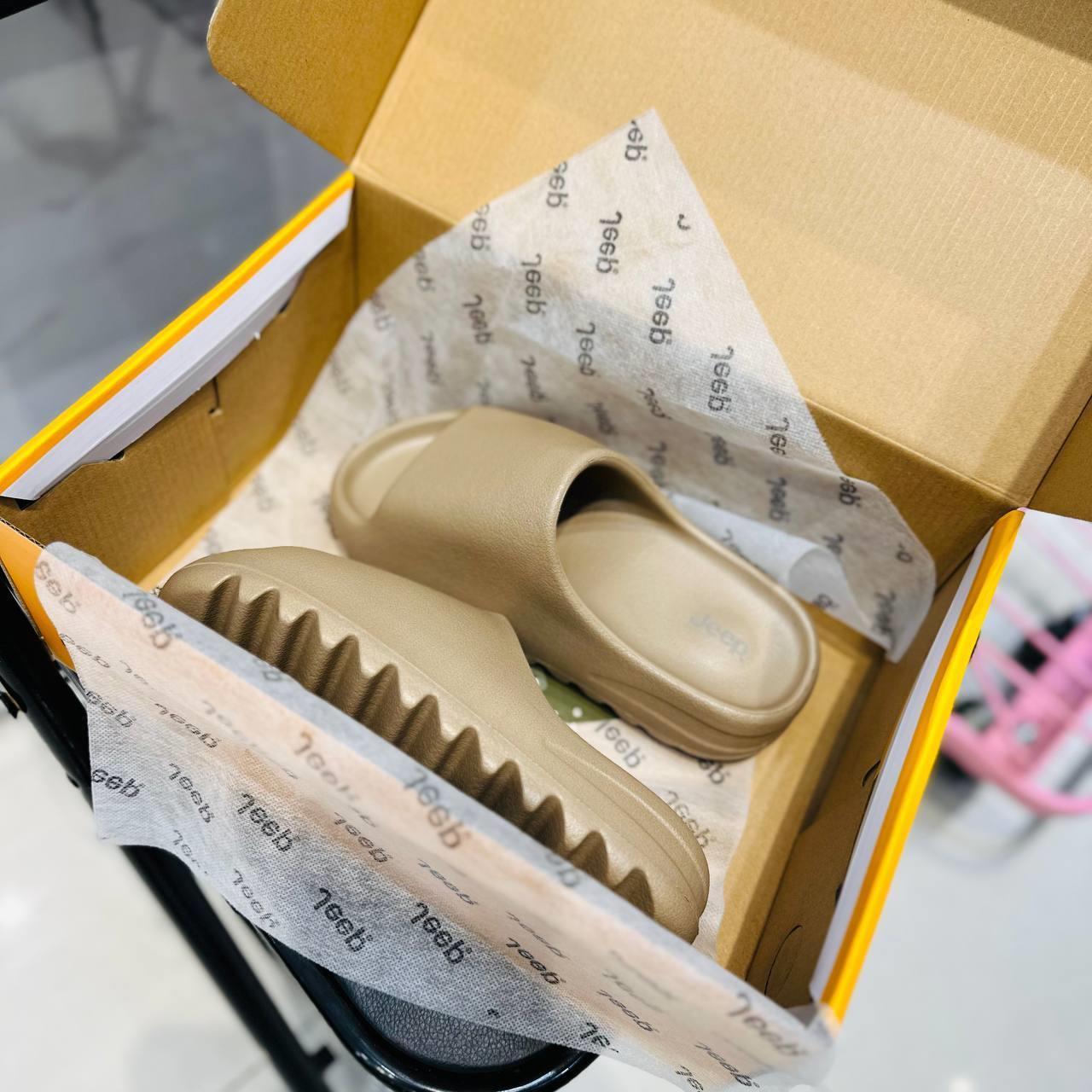 Giày thể thao, Balo thể thao, Nón thể thao, Thương hiệu giày nổi tiếng, Giày Adidas, Giày Nike, Balo Nike, Balo Adidas, Nón Nike, Nón Adidas