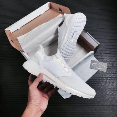 -1/2 TAG ADIDAS ULTRA BOOST 6.0 WHITE IRIDESCENT [FW8721]