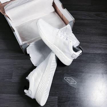 Nmd r2 hotsell crystal white