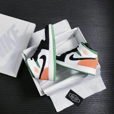 Hàng Chính Hãng Nike Jordan 1 Mid White Laser Orange Lucky Green  GS 2021**