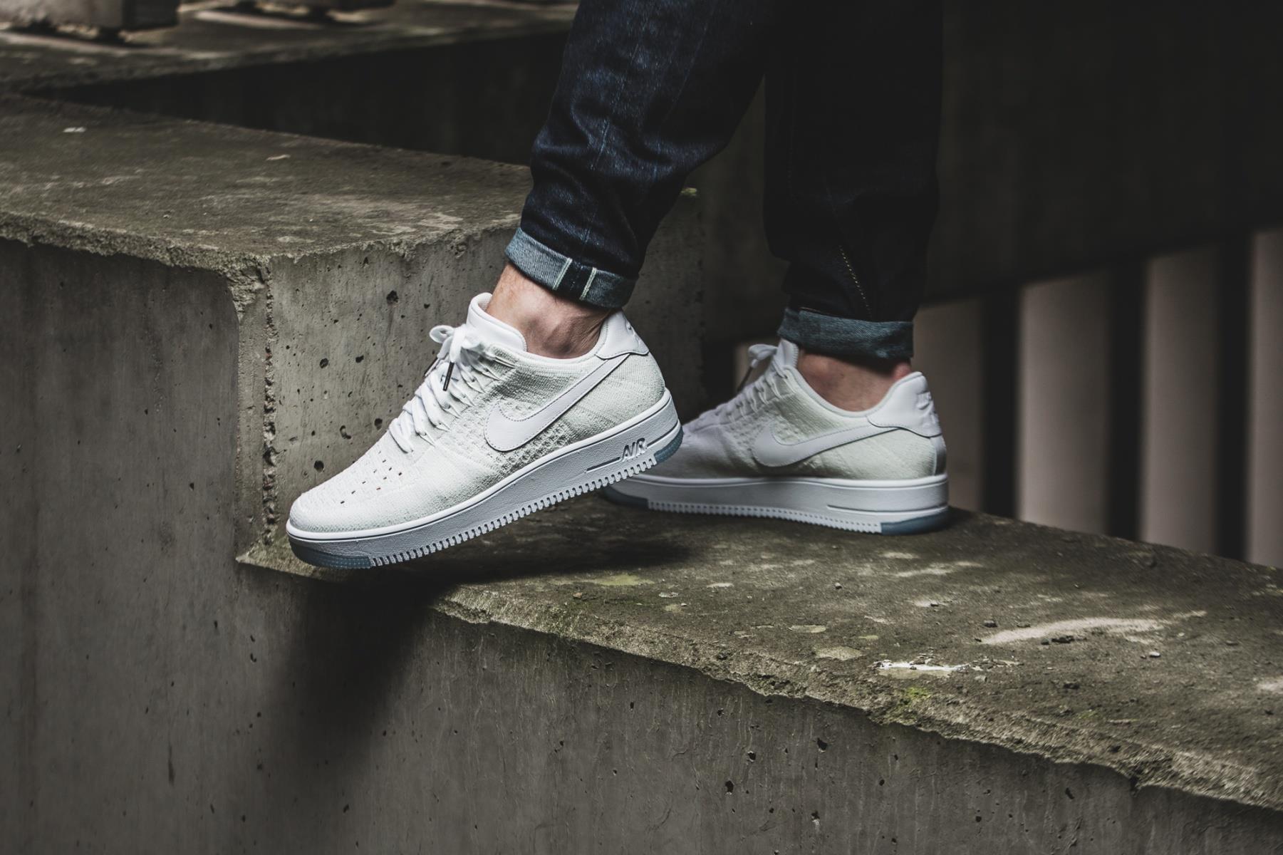 nike air force 1 flyknit all white