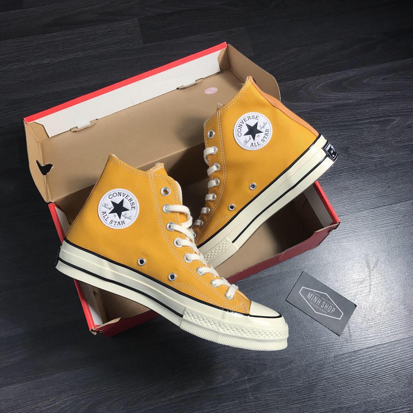 Converse chuck clearance taylor 2 yellow