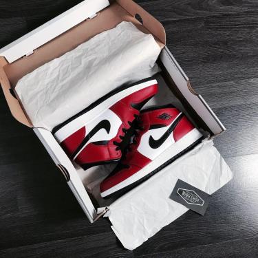 Giày Nike Jordan 1 Mid Chicago Black Toe GS V ** [554725 069]