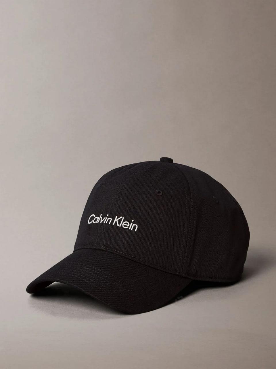 City Culture, hệ thống cửa hàng phân phối chuyên phân phối đồ thể thao, đồng hồ, nước hoa chính hãng, chính ngạch, xách tay từ US, UK, Korea, Japan.