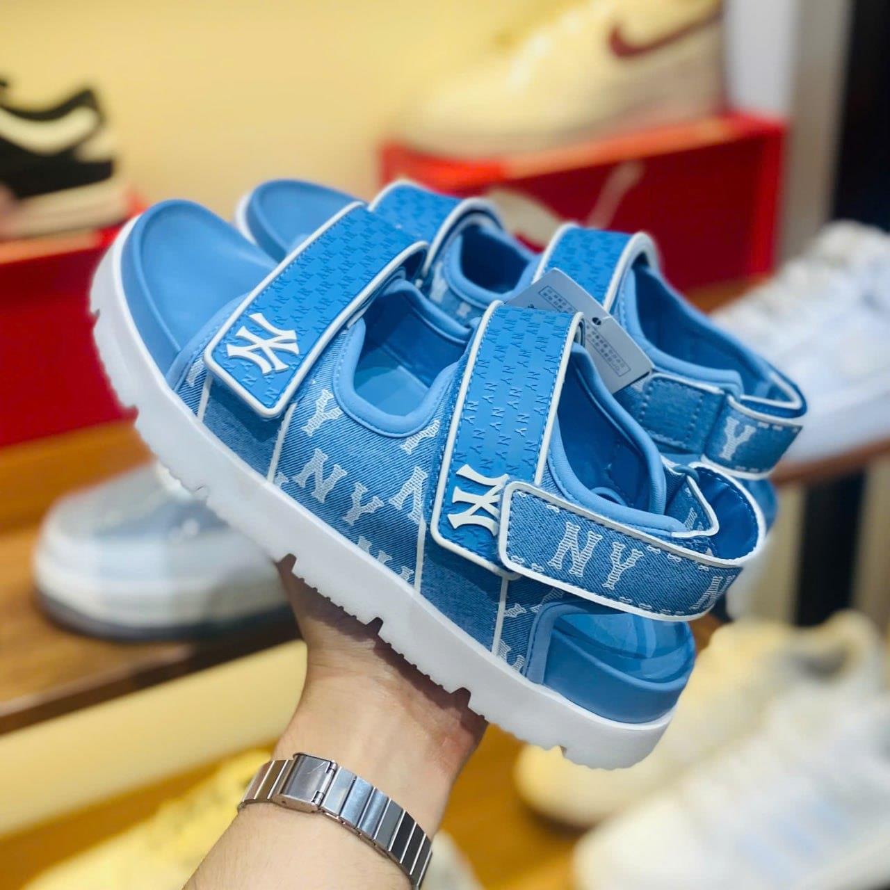 Giày thể thao, Balo thể thao, Nón thể thao, Thương hiệu giày nổi tiếng, Giày Adidas, Giày Nike, Balo Nike, Balo Adidas, Nón Nike, Nón Adidas