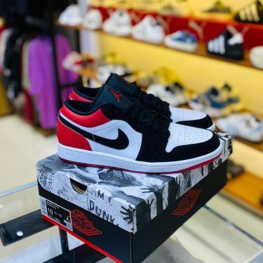 Giày Nike Air Jordan 1 Low ‘Black Toe ’ [IB8971 106]