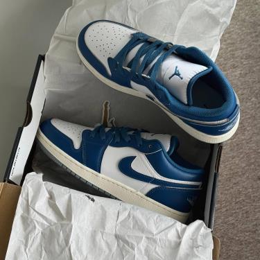 Giày Nike Air Jordan 1 Low SE GS 'Industrial Blue' [FN9137 141] - Image 1