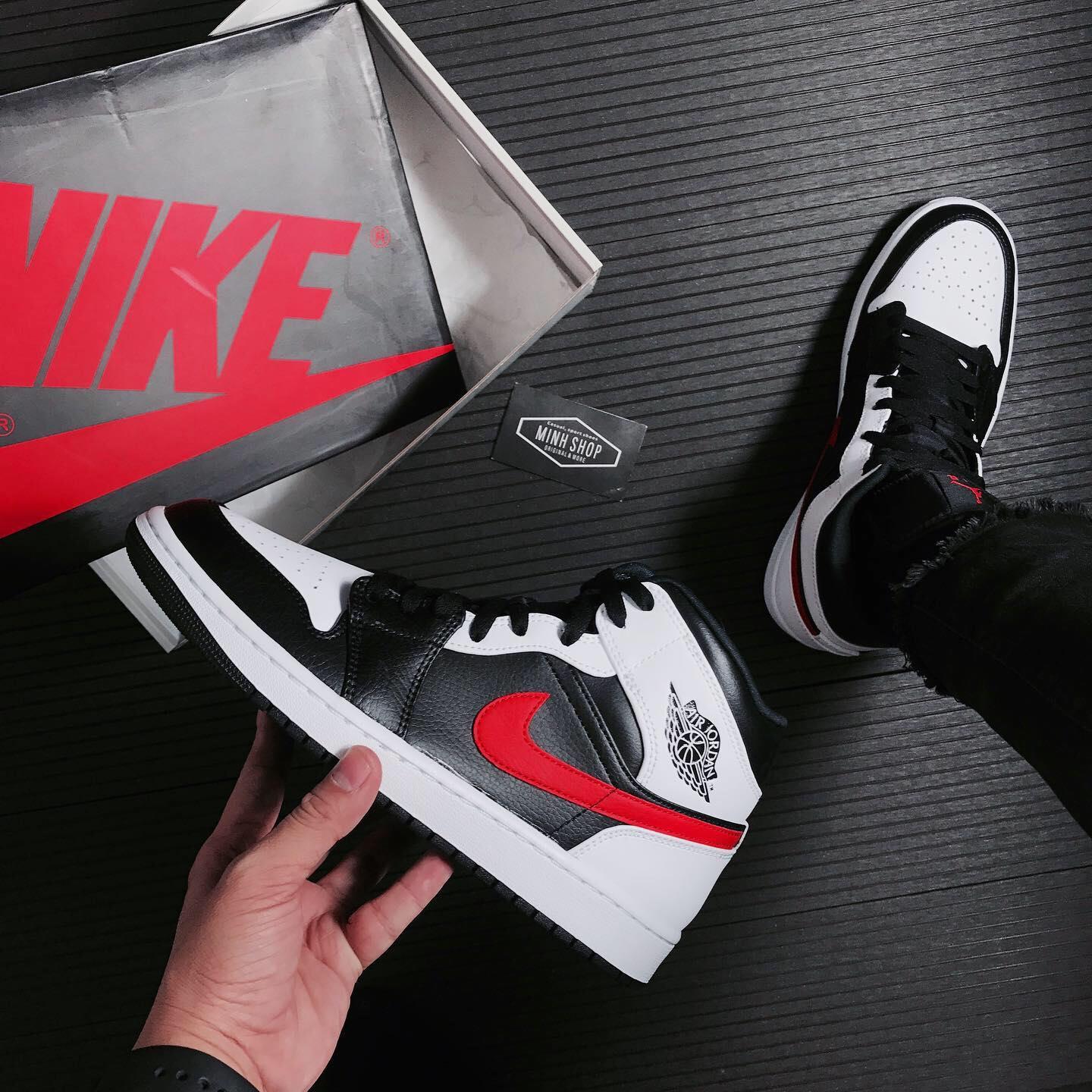 Minhshop.vn - Giày Nike Jordan 1 Mid White Black/Red Logo [554724 ...