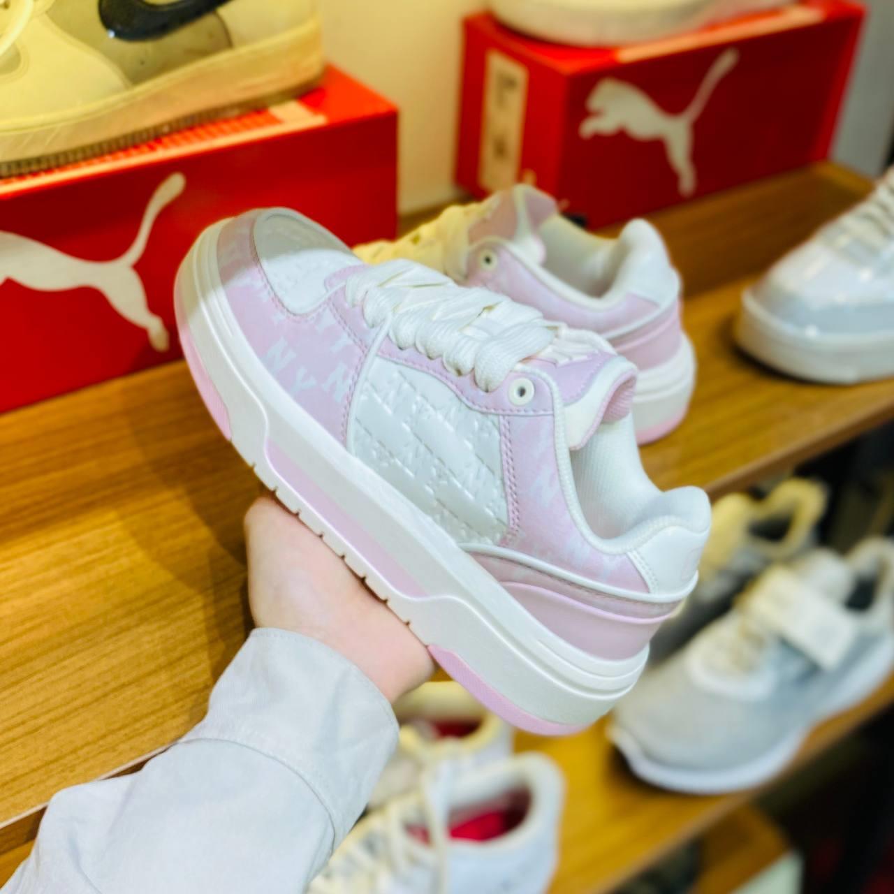 Giày thể thao, Balo thể thao, Nón thể thao, Thương hiệu giày nổi tiếng, Giày Adidas, Giày Nike, Balo Nike, Balo Adidas, Nón Nike, Nón Adidas