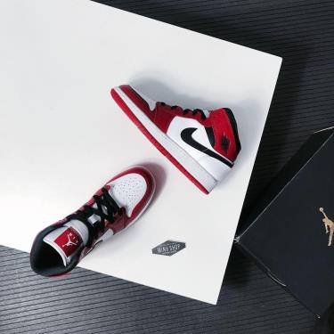 Giày Nike Air Jordan 1 Mid 'Chicago' Red/White GS [554725-173] [ O ]