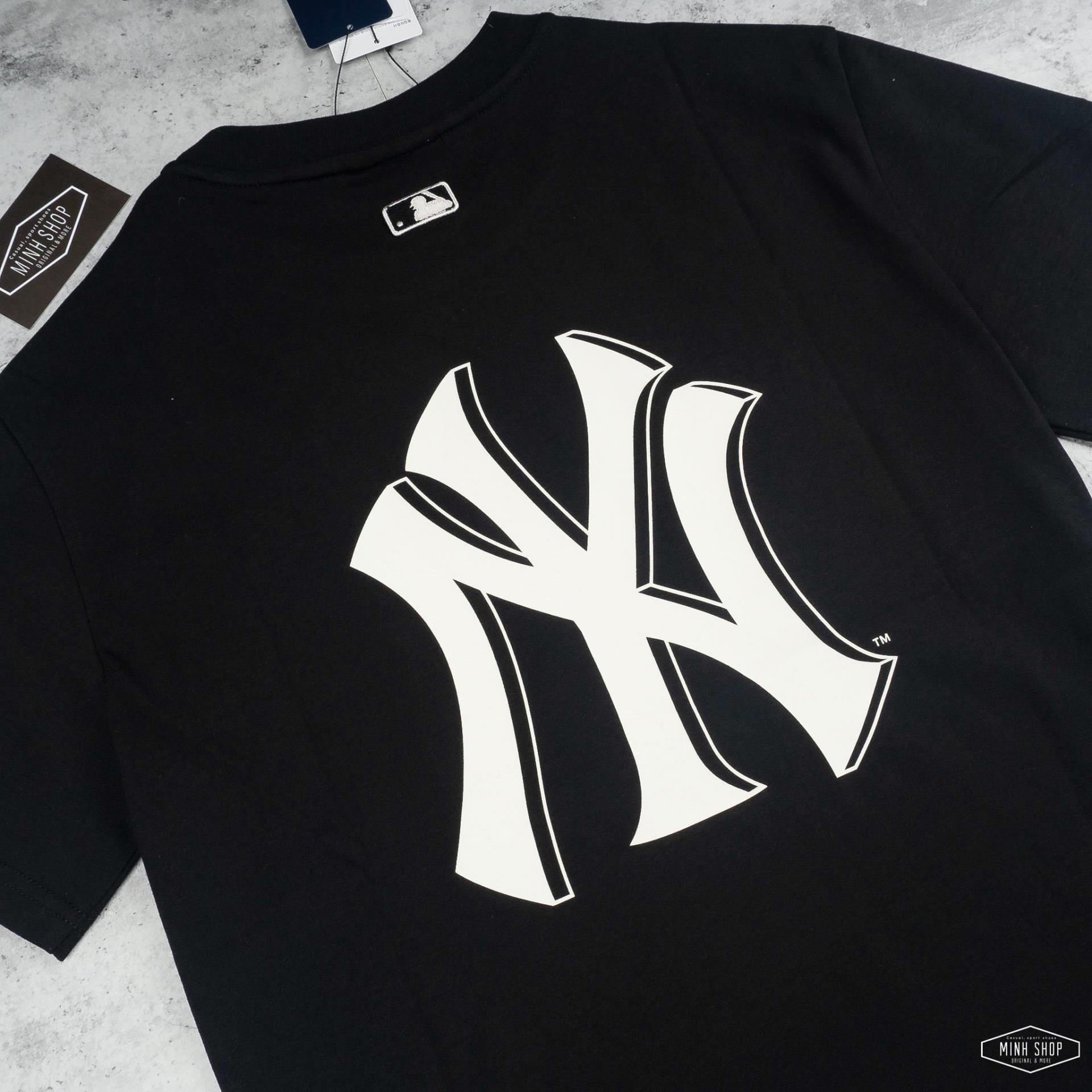 Áo nỉ MLB Basic Medium Logo Long Sleeve Tshirt New York Yankees  3ATS2L02150BKS