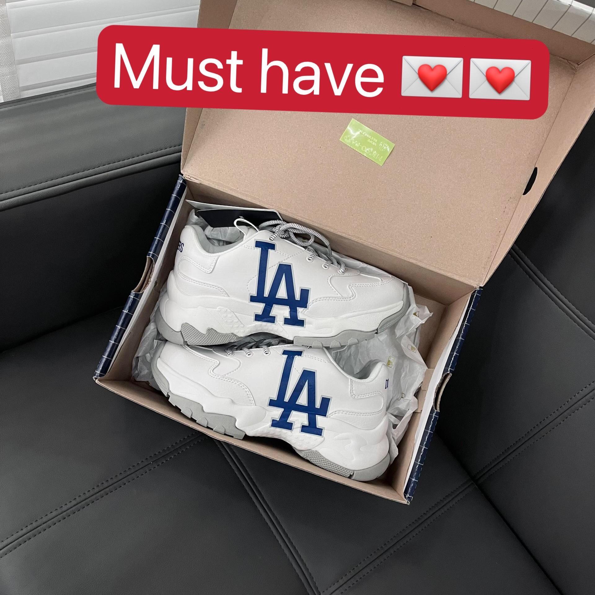 Giày MLB LA Dodgers Sneaker  Đôi giày siêu ăn gian của HS Sneaker