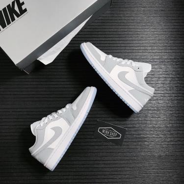 Hàng Chính Hãng Nike Air Jordan 1 Low White/Grey 2021** Hàng Chính Hãng Nike Air Jordan 1 Low White/Grey 2021**