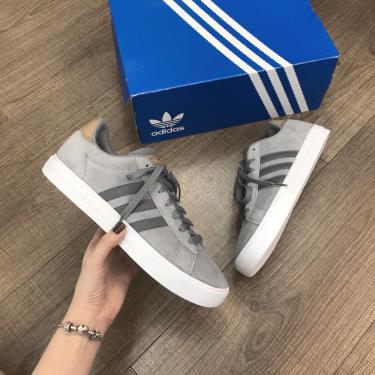 b44710 adidas