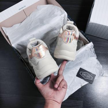 Hàng Chính Hãng MLB Big Ball Chunky Shiny New York Yankees Cream/Gold 2021** Hàng Chính Hãng MLB Big Ball Chunky Shiny New York Yankees Cream/Gold 2021**