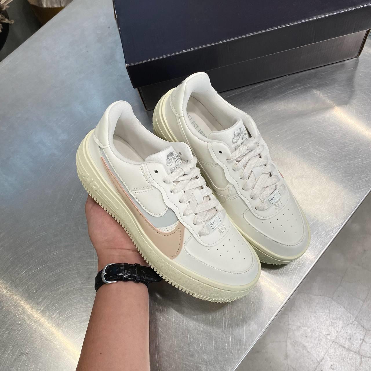 Minhshop.vn - Giày Nike Air Force 1 PLT.AF.ORM Coconut Milk