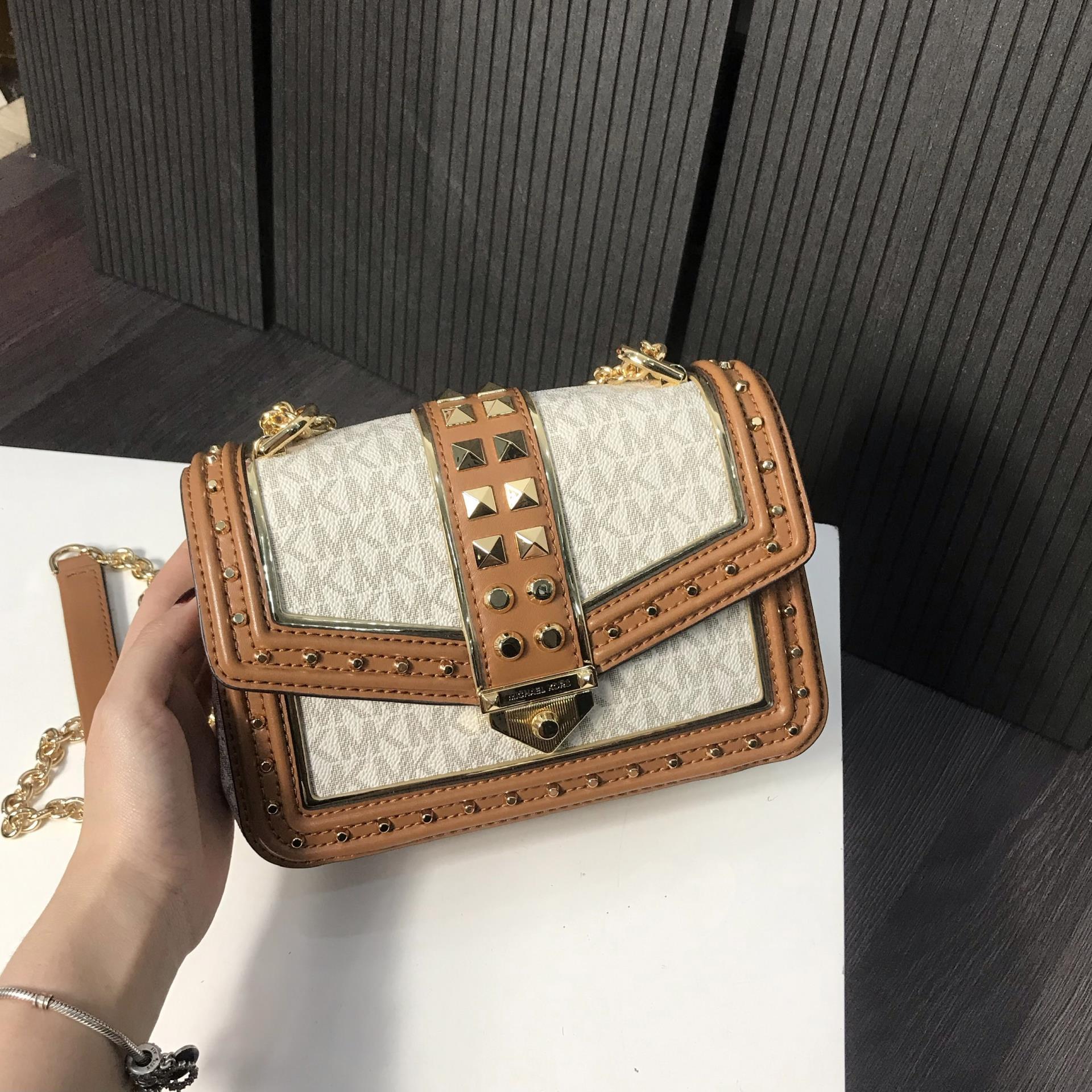  - Túi Michael Kors Cream/Brown **