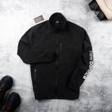Hàng Chính Hãng Áo Khoác Jacket NewBalance Black/White 2021** hang-chinh-hang-ao-khoac-jacket-newbalance-black-white-2021