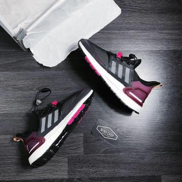 Adidas Ultra Boost 6.0 Black/pink